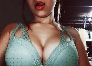 OnlyFans cuenta bunnyrae13 header 2