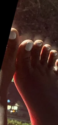 OnlyFans cuenta feetbae98 header 2