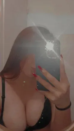 OnlyFans cuenta maki_sosaok25 header 2