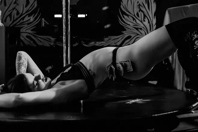 OnlyFans cuenta edgar.allan.hoe header 2