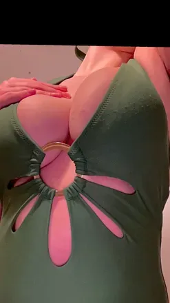 OnlyFans cuenta lilyloveslingerie avatar 1