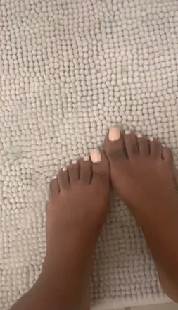 OnlyFans cuenta aashleighbanks header 2