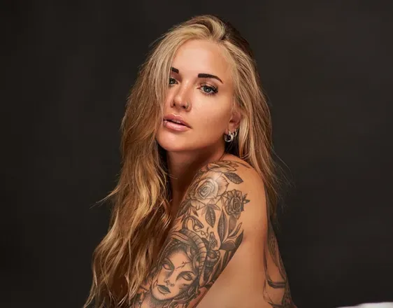 OnlyFans account  katesmiifree avatar 1