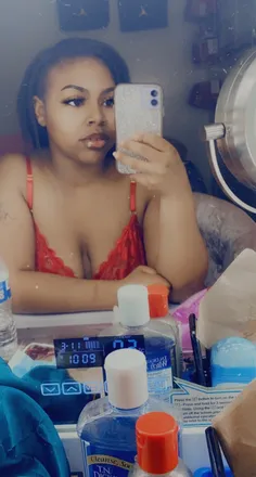 OnlyFans cuenta raeangela header 2