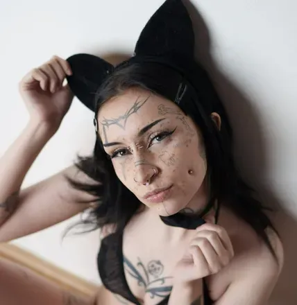 OnlyFans cuenta cleopeach avatar 1