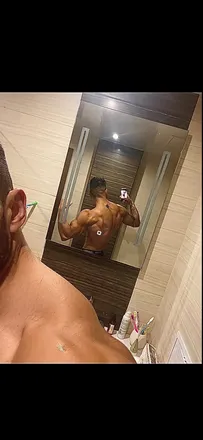 OnlyFans cuenta sexyboykim header 2