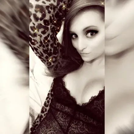 OnlyFans cuenta katiehug avatar 1