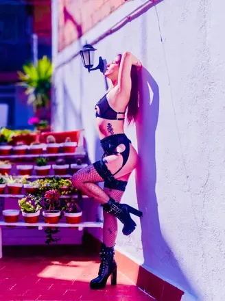 OnlyFans of emocinii
