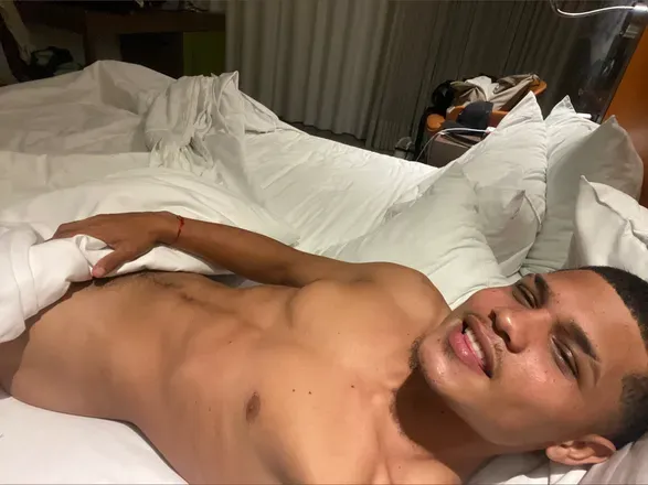 OnlyFans cuenta charly_08 avatar 1