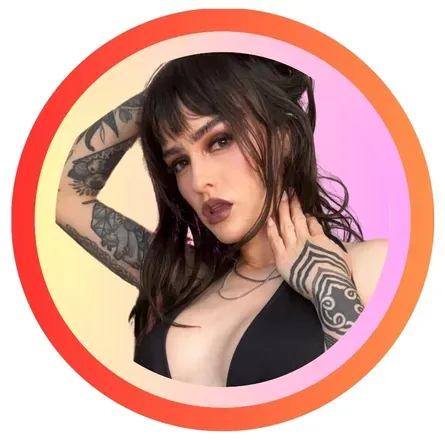 OnlyFans cuenta littlehollybethfree avatar 1