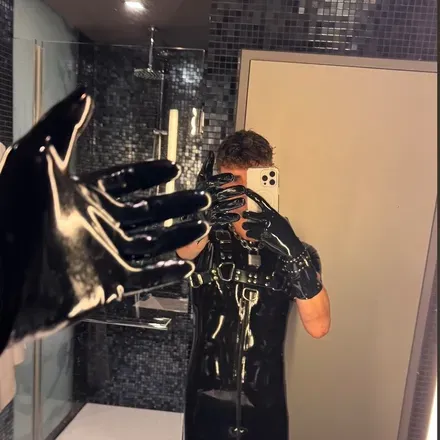OnlyFans cuenta zimonzh header 2