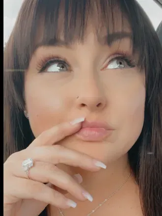 OnlyFans cuenta downintherabbithole avatar 1