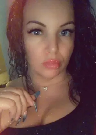 OnlyFans cuenta raelynnreignn avatar 1