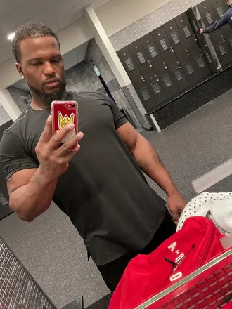 OnlyFans cuenta yourhandyman25 header 2