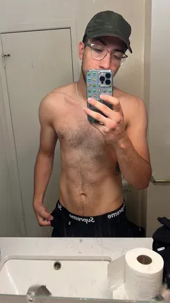 OnlyFans cuenta nicky032127 avatar 1