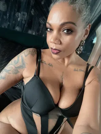 OnlyFans cuenta theeroticenigma avatar 1