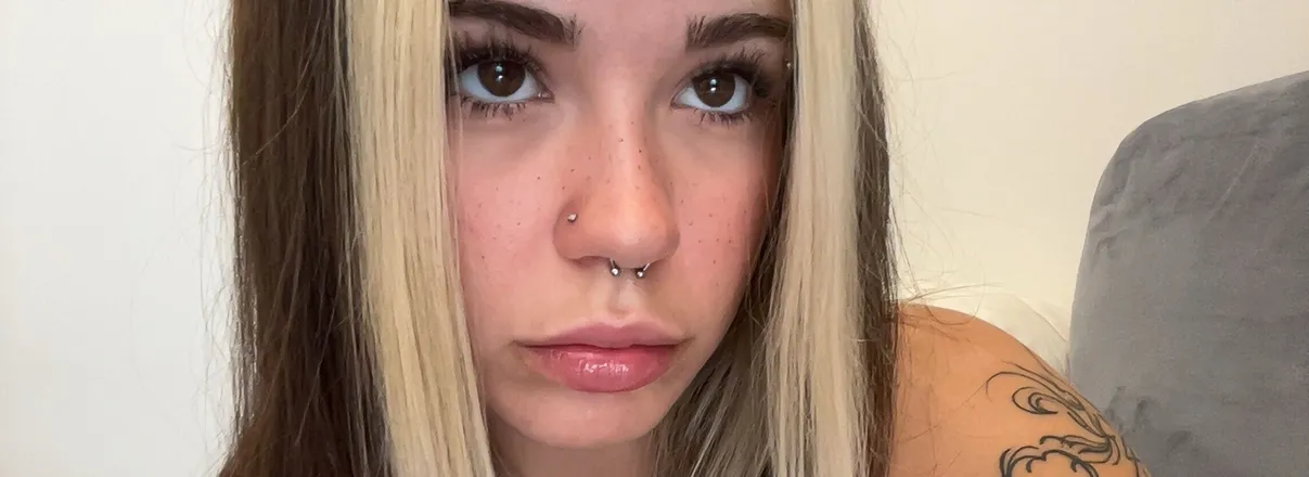 OnlyFans cuenta rogueev22 header 2