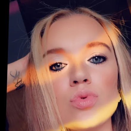 OnlyFans cuenta bri926 header 2