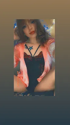 OnlyFans cuenta leighcostel avatar 1