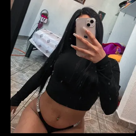 OnlyFans cuenta emilyhernandeez avatar 1