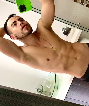 OnlyFans cuenta jonyarrietaoficial header 2