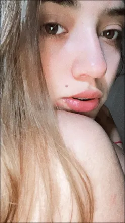 OnlyFans cuenta caroliibaaxt header 2