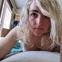 OnlyFans account  pillowprincessofpower avatar 1