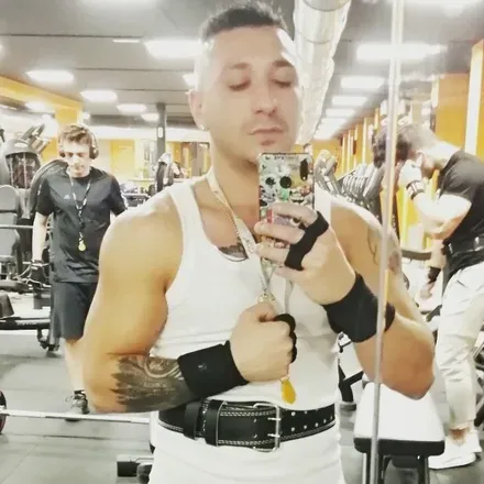OnlyFans cuenta omarmansour1990 avatar 1
