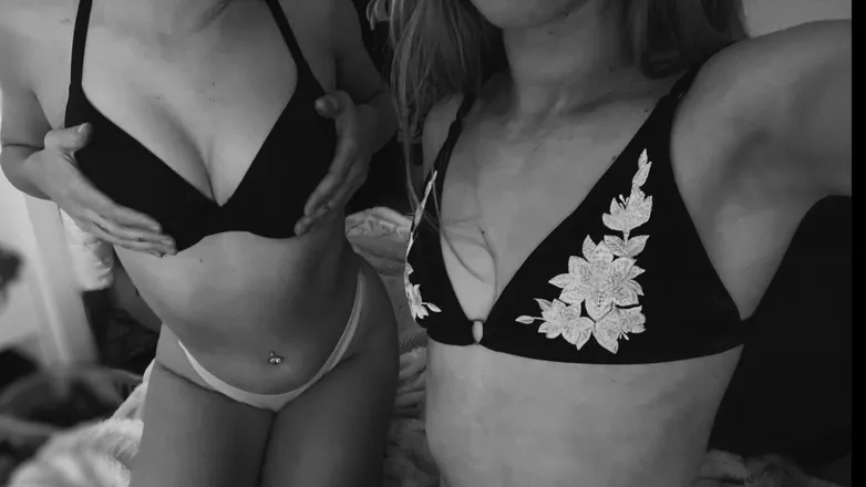 OnlyFans cuenta sexyroomies541 header 2