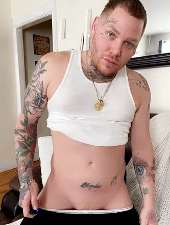 OnlyFans account  blueyesboii avatar 1