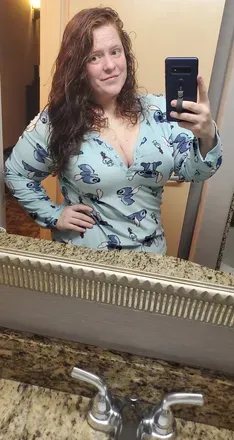 OnlyFans cuenta fieryrose105 avatar 1