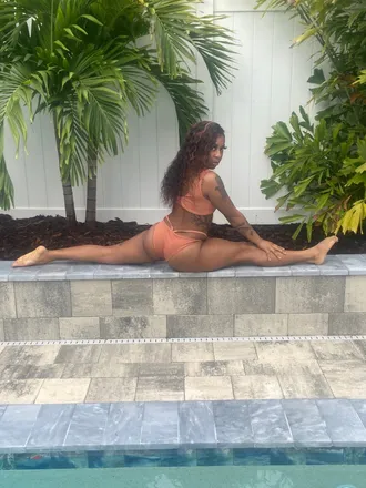 OnlyFans cuenta blkberryshortcake header 2