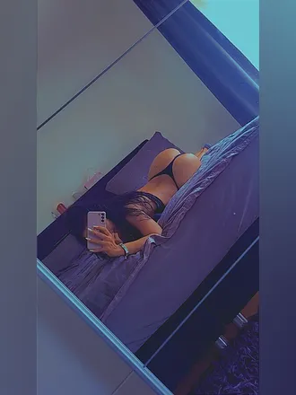 OnlyFans cuenta u552603879 header 2