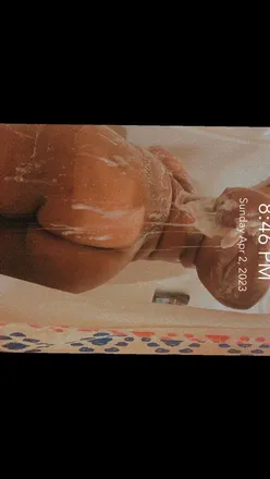 OnlyFans cuenta royalty2520 header 2