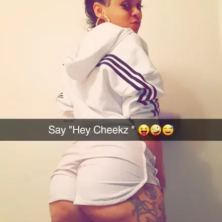 OnlyFans cuenta luckkypeach99 avatar 1