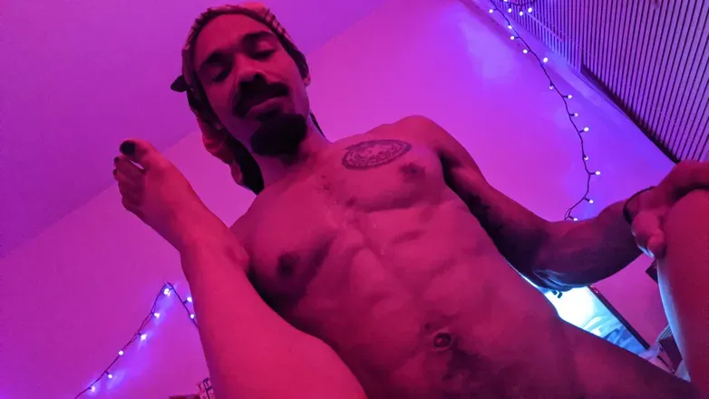 OnlyFans account  swaggimaru avatar 1