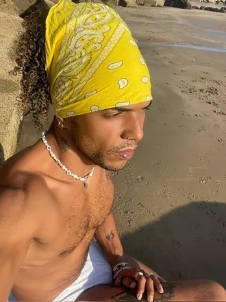 OnlyFans cuenta mesti_zo header 2
