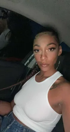OnlyFans cuenta darcheamarie avatar 1