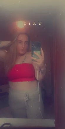 OnlyFans cuenta casey_lou2821 header 2