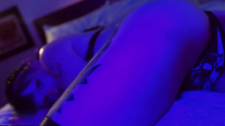 OnlyFans cuenta iyampeach2.0 header 2