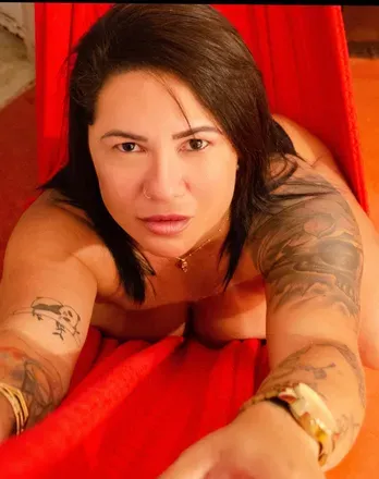 OnlyFans cuenta desirable.mom avatar 1