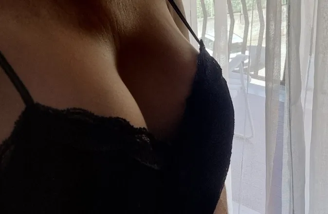 OnlyFans cuenta monicabell78 header 2