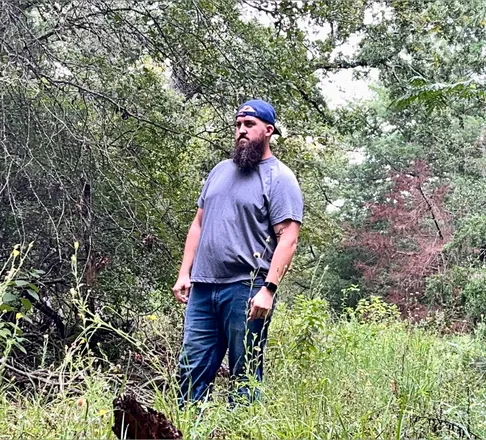 OnlyFans cuenta beardedmarine header 2