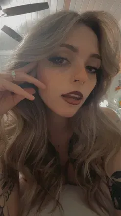 OnlyFans cuenta alyssagrayy0 avatar 1