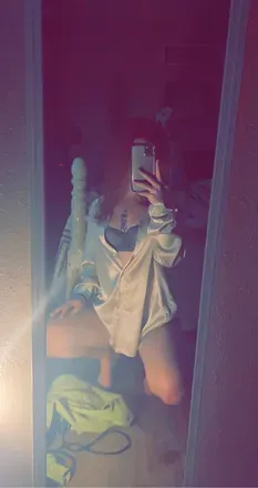 OnlyFans cuenta petite_lizzy21 avatar 1