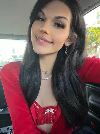 OnlyFans cuenta alestiathedoll avatar 1