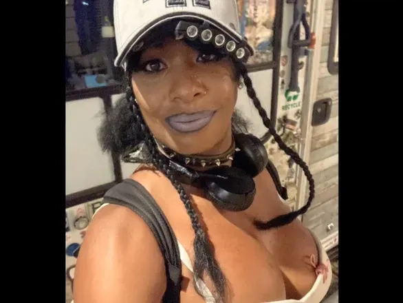 OnlyFans cuenta nikkithickts avatar 1