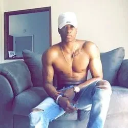 OnlyFans cuenta kingkcfit avatar 1