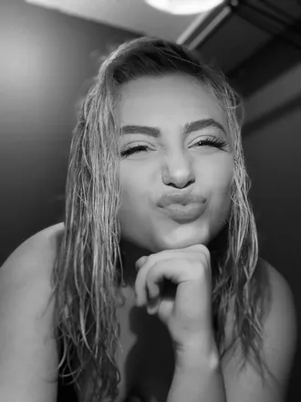 OnlyFans cuenta kristina-sarah header 2