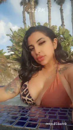 OnlyFans cuenta sexyv85 header 2
